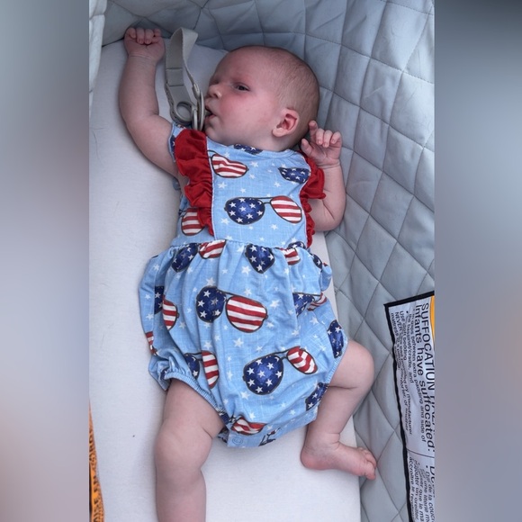Caden Lane Patriotic Bubble Romper - Picture 2 of 2